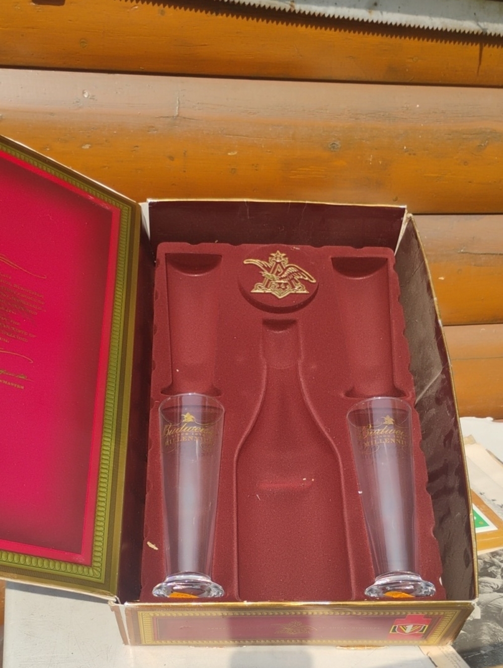 🍻 Vintage BUDWEISER MILLENNIUM GIFT BOX 🎁 BEER DRINKING GLASSES Set Of TWO